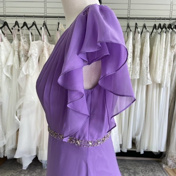 Flutter Sleeve Violet Dress - Picture 5 of 6
